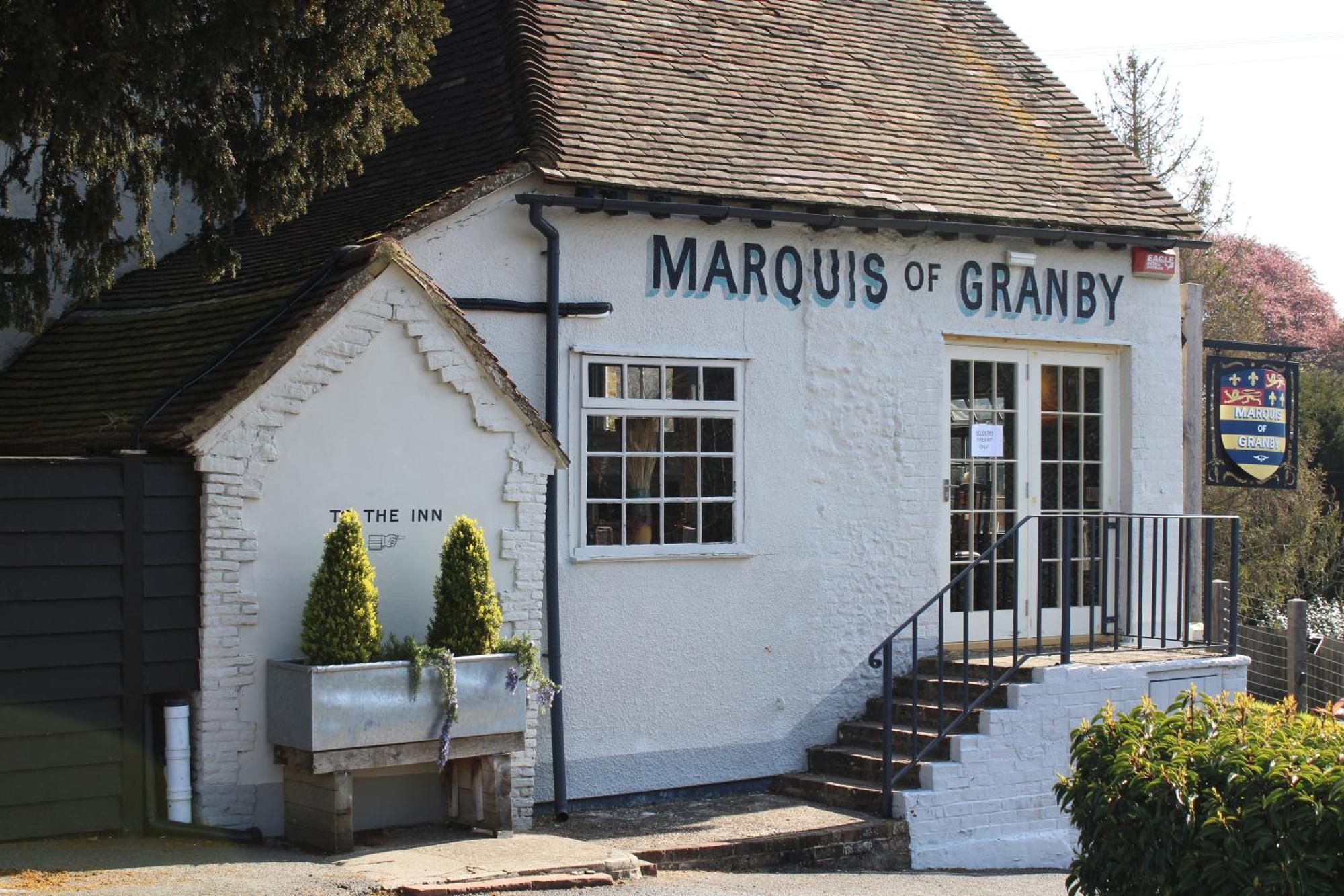 ホテル The Marquis Of Granby アルカム エクステリア 写真